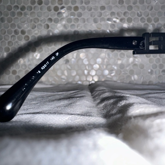 **SOLD**AUTHENTIC CHANEL STRASS SUNGLASSES - Picture 6 of 6